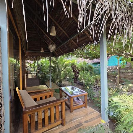 The Coast Beach Resort Agonda Exterior photo