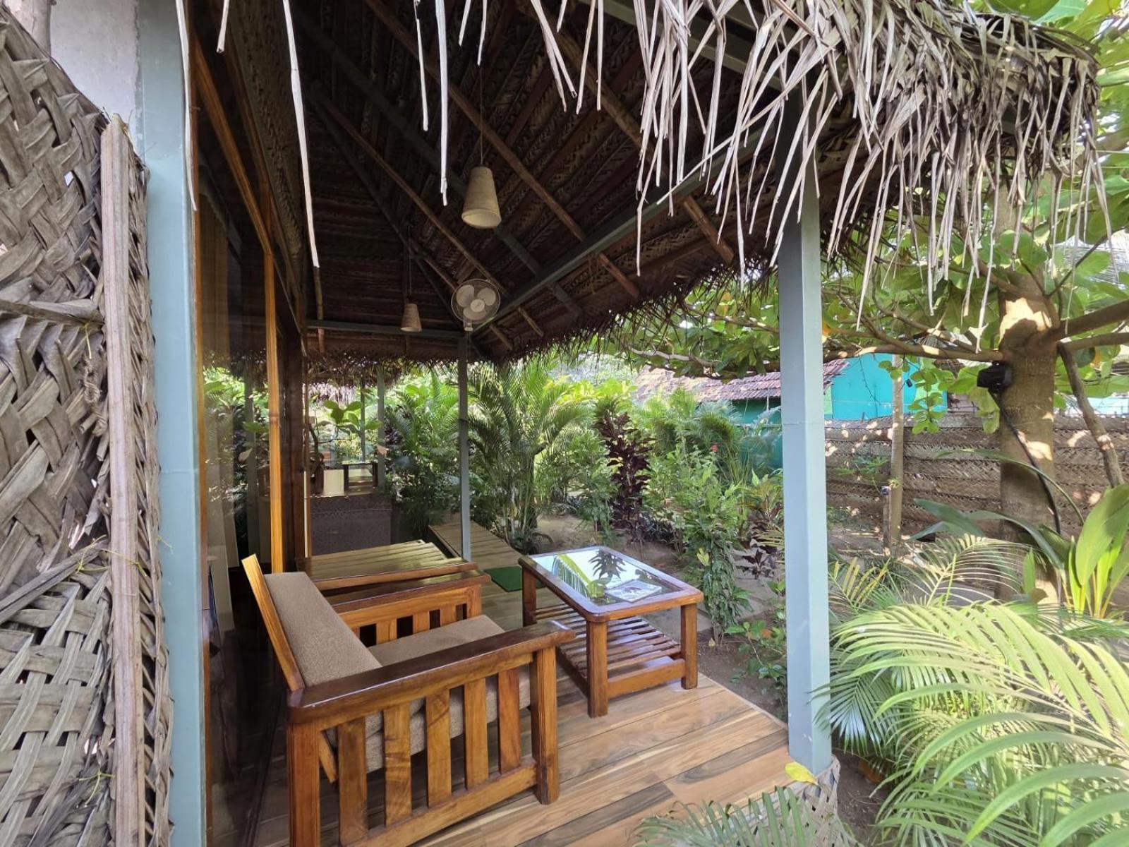 The Coast Beach Resort Agonda Exterior photo